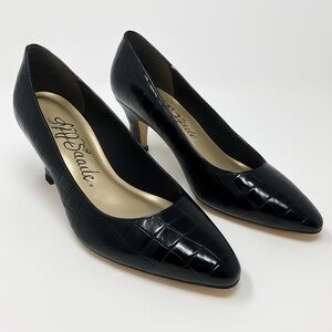 LifeStride Black Croc Embossed Patent Pumps | Size 5.5